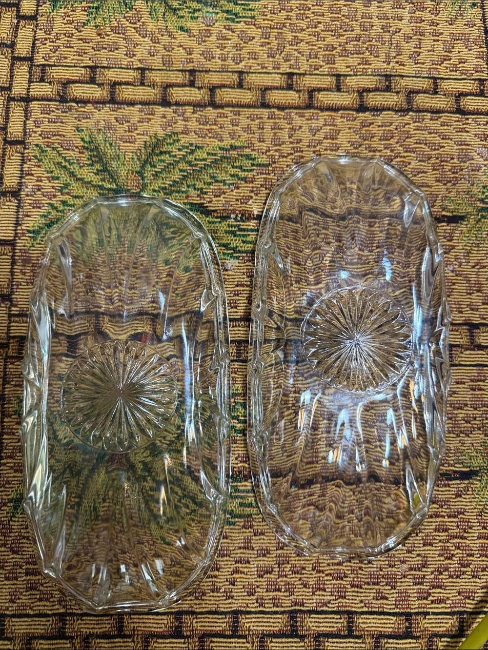 Clear Glass Serving Dish - Elegant Oval Design
